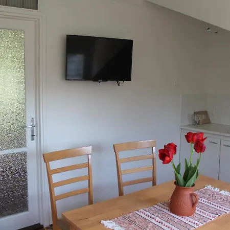 Siraly Apartman Apartment